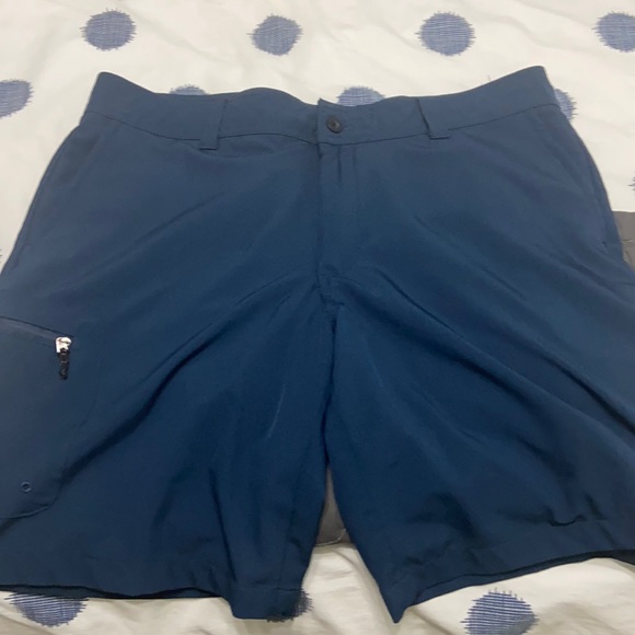 Magellan Shorts - Picture 2 of 5